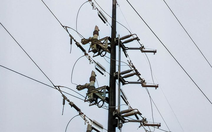 transmission reclosers grid engineering subpage 2025 ICF thumb 720px